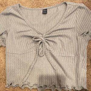 NEVER USED / SHEIN size 6 gray crop top
